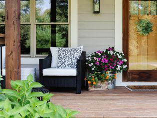 Painting Without Tape: How Cutting-In Can Save Taping